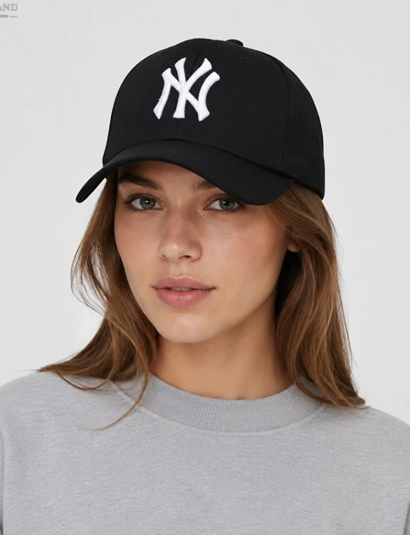 کلاه نقابدار گلدوزی وسط NY
